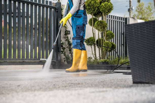 Best Sidewalk Pressure Washing  in Moses Lake North, WA